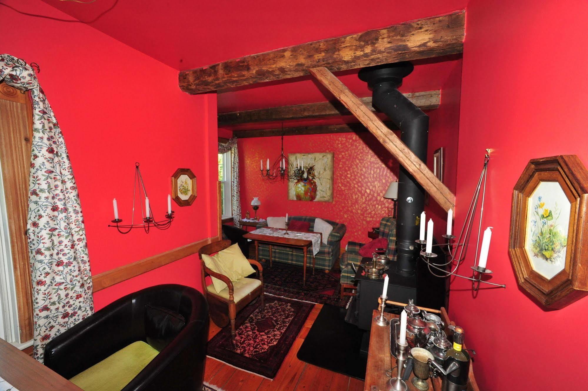 Little Shemogue Inn Esterno foto